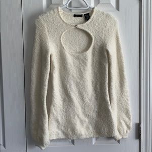 Moda international winter white sweater